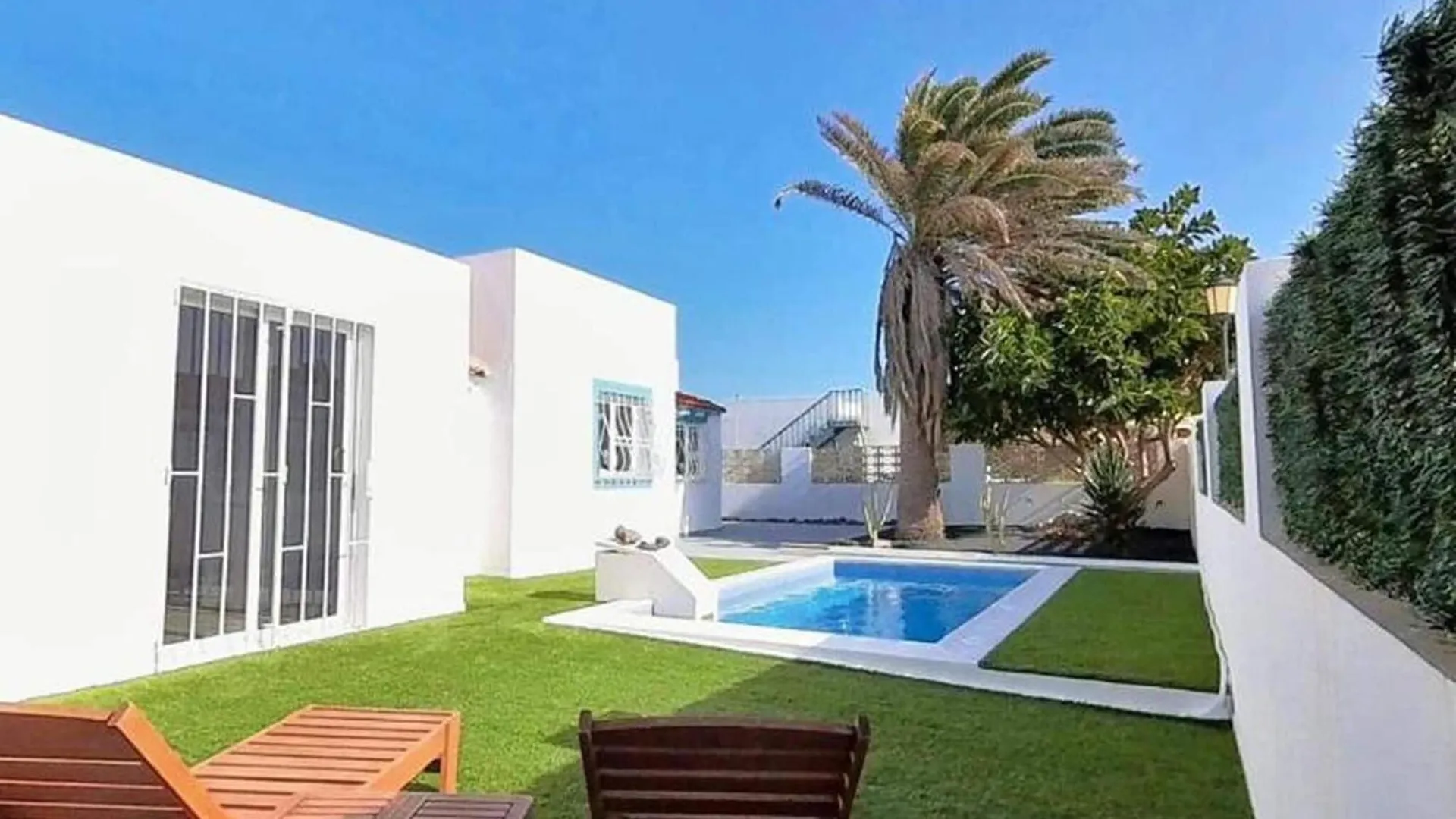 Villa With Pool And Private Access To The Beach Corralejo Spain