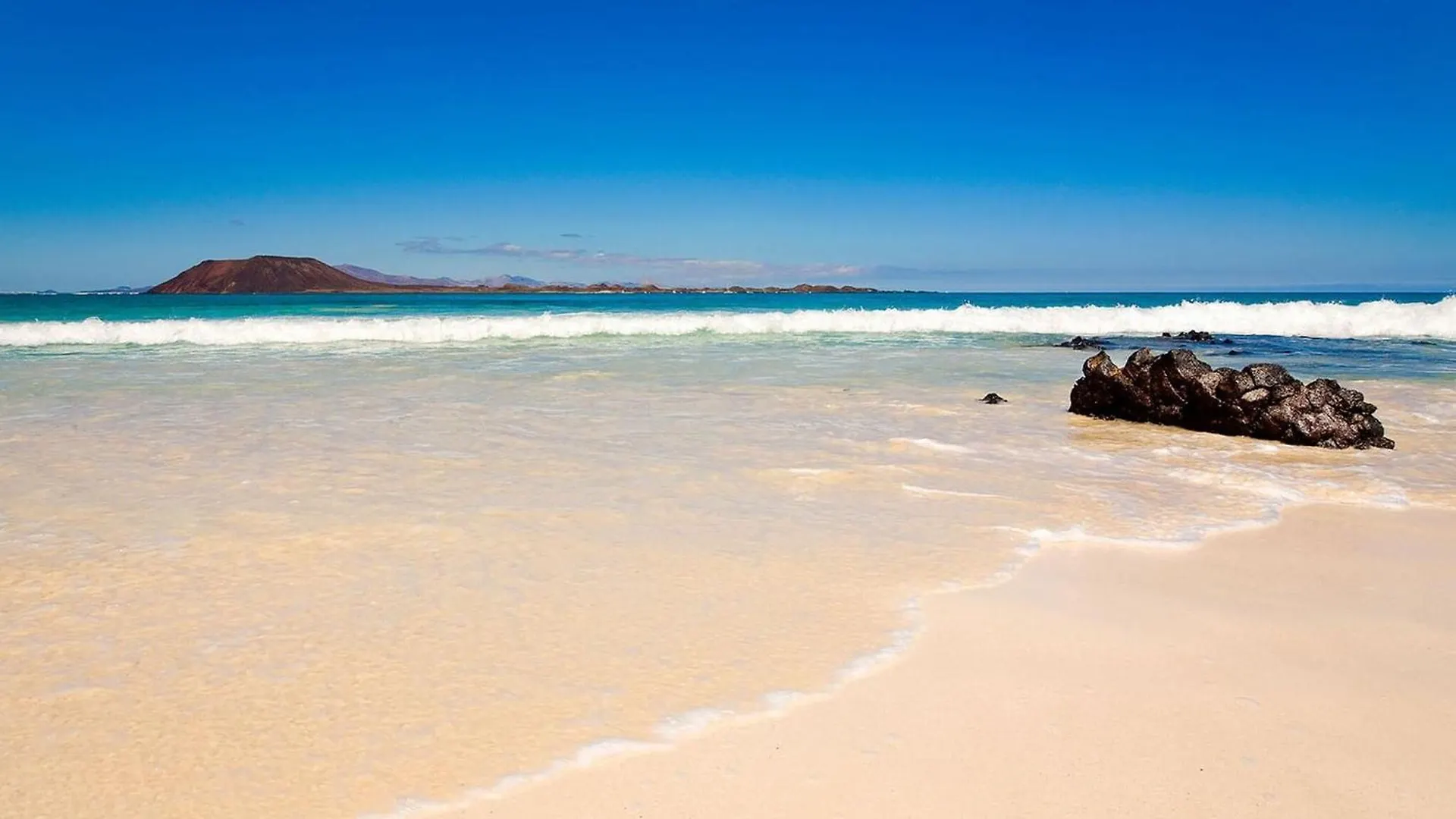 Villa With Pool And Private Access To The Beach Corralejo