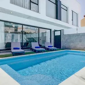 Villa Two Dreams Luxury